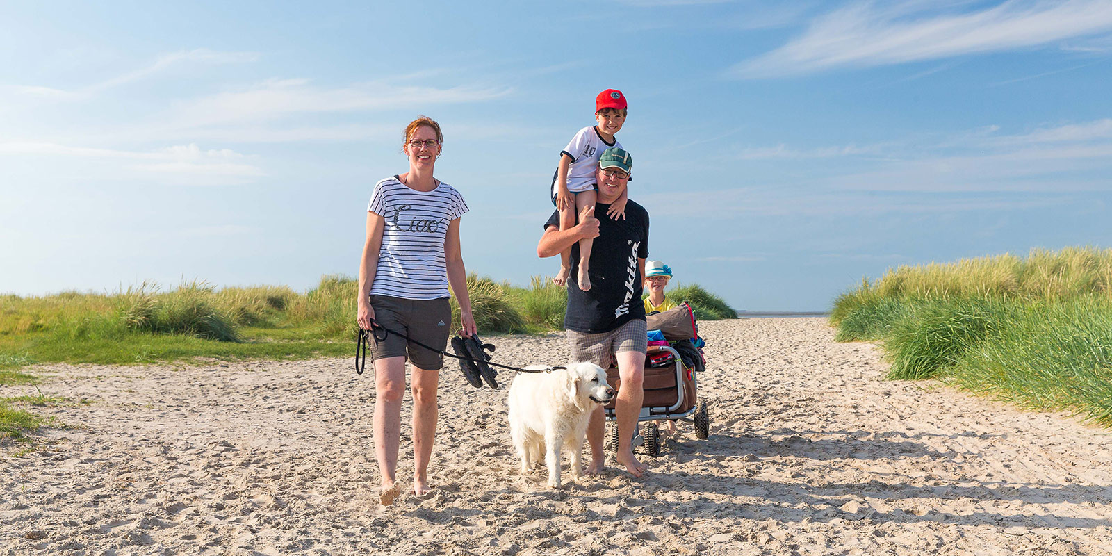 Familie_mit_Hund_62P9150